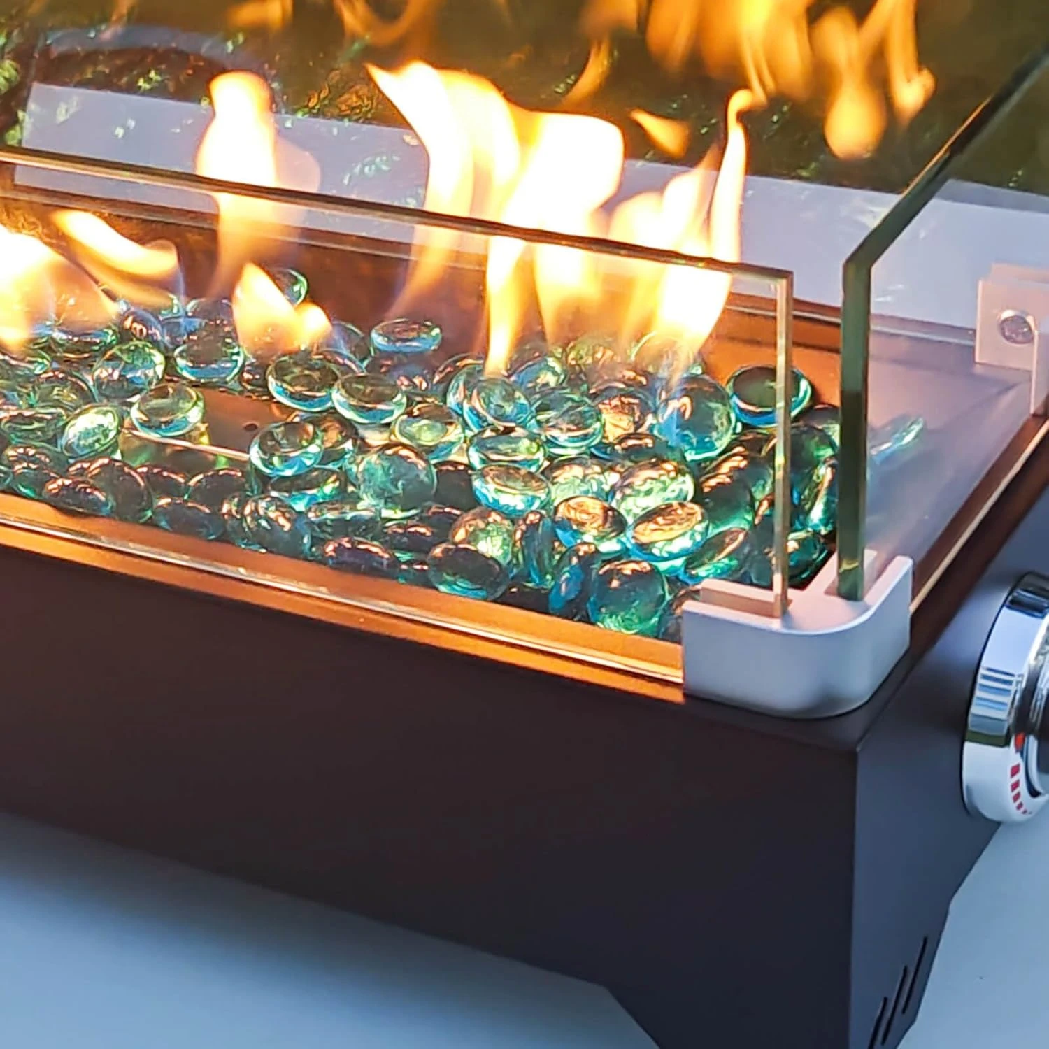 28 Inch Tabletop Propane Fire Pit, 40000 BTU, Stainless Steel Outdoor Portable Fire Pit With Cover And Windscreen 7 28 Inch Tabletop Propane Fire Pit, 40000 BTU, Stainless Steel Outdoor Portable Fire Pit With Cover And Windscreen - Image 5