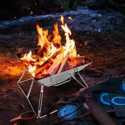 17.1x17.1x12.2in Folding Camping Fire Pit Portable Campfire Grill With Legs For Picnics, Backpacking, Outdoor With Carrying Bag And Kitchen Tongs -Cheap Grill Store 81LluFW1wHL. AC SL1500